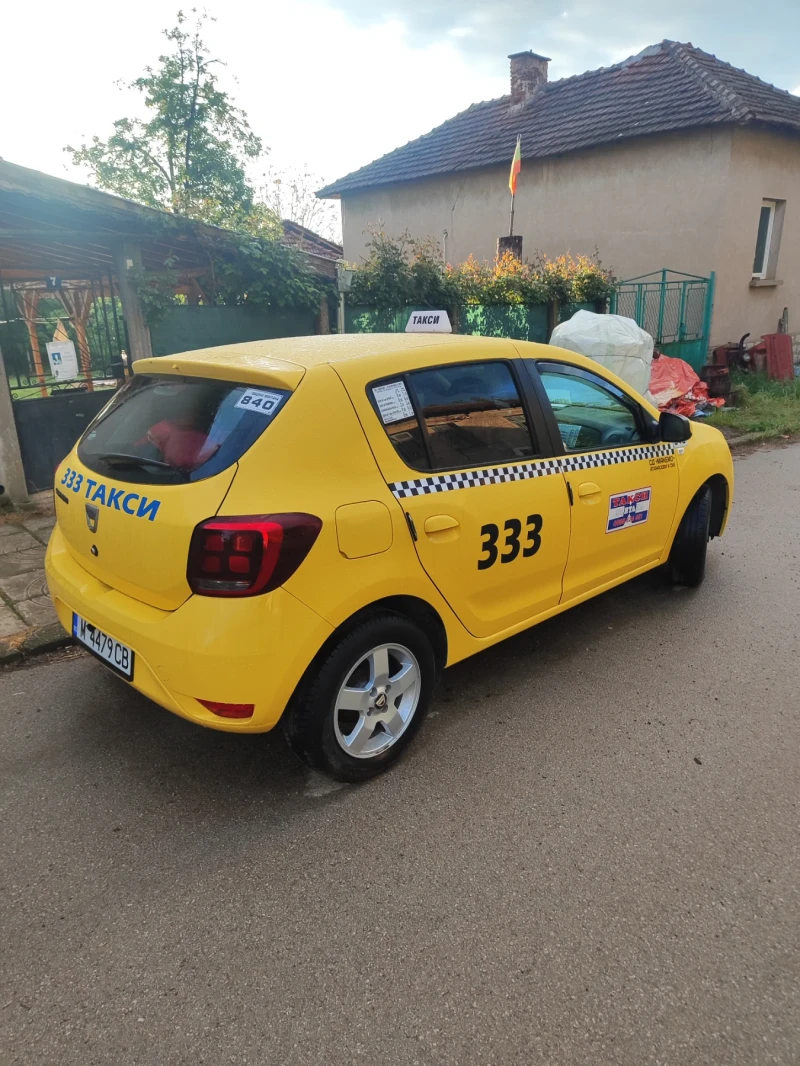 Dacia Sandero 1000, снимка 5 - Автомобили и джипове - 52490612