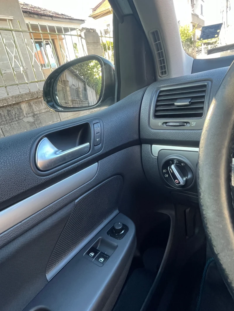 VW Golf, снимка 9 - Автомобили и джипове - 52496806