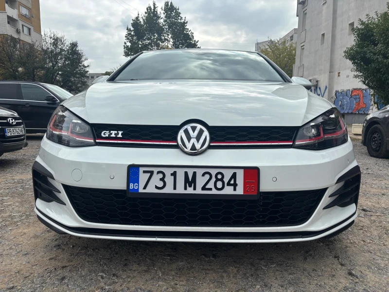 VW Golf 7.5 GTI 2.0 245 kc 31000km, снимка 2 - Автомобили и джипове - 52450527