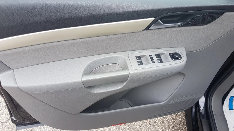 Seat Alhambra 2.0TDI 150кс, снимка 14 - Автомобили и джипове - 52616200