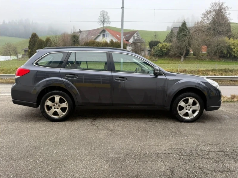 Subaru Outback 2.5 i, снимка 5 - Автомобили и джипове - 52829438