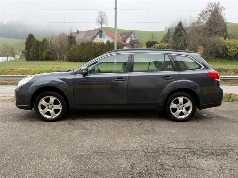 Subaru Outback 2.5 i, снимка 6 - Автомобили и джипове - 52829438