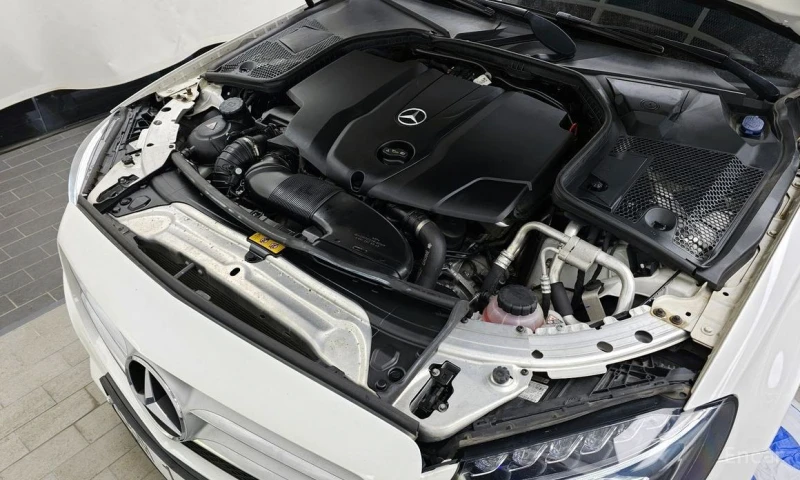 Mercedes-Benz C 220, снимка 6 - Автомобили и джипове - 52922009