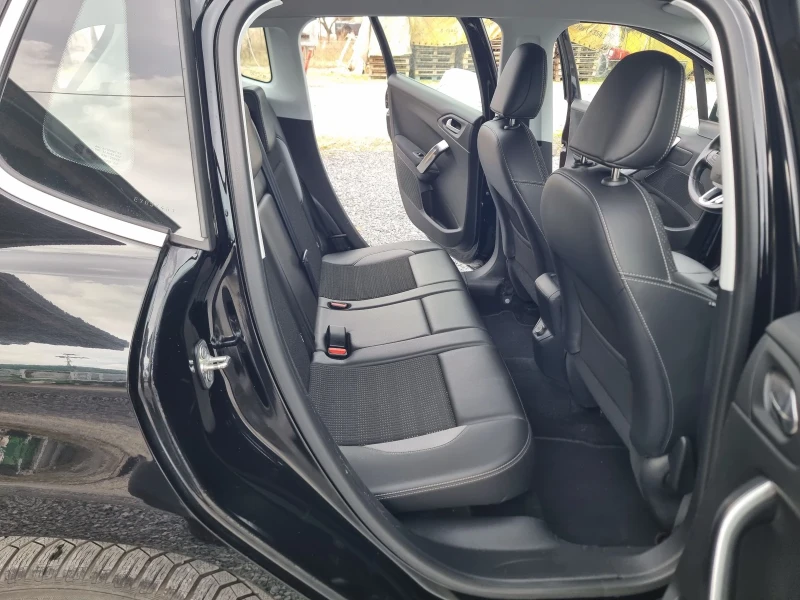 Peugeot 2008, снимка 12 - Автомобили и джипове - 53012328