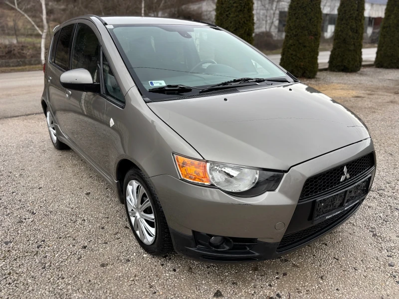 Mitsubishi Colt 1.1 БЕНЗИН НОВ ВНОС, снимка 4 - Автомобили и джипове - 53276052