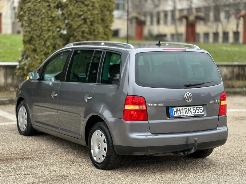 VW Touran DSG, снимка 4 - Автомобили и джипове - 53435307