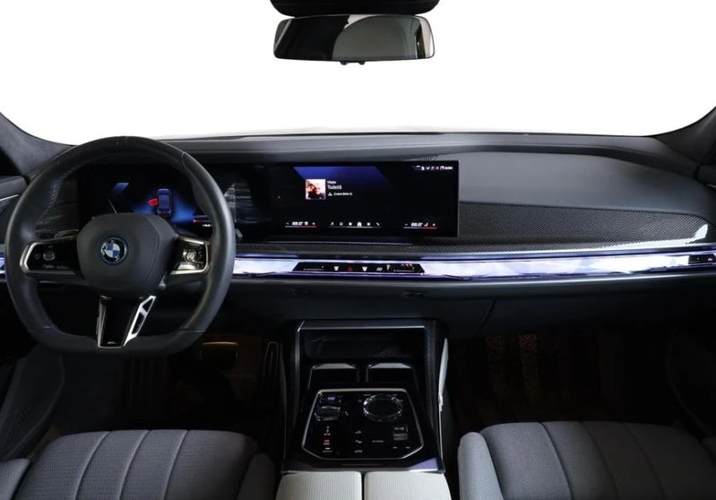 BMW i7 M70 xDrive, снимка 4 - Автомобили и джипове - 56721820