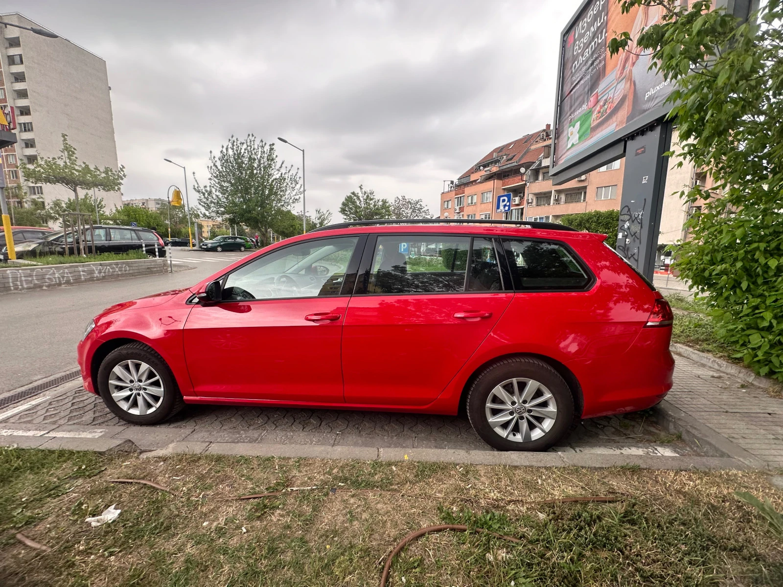 VW Golf Golf VII Variant. Чисто нов! - изображение 7