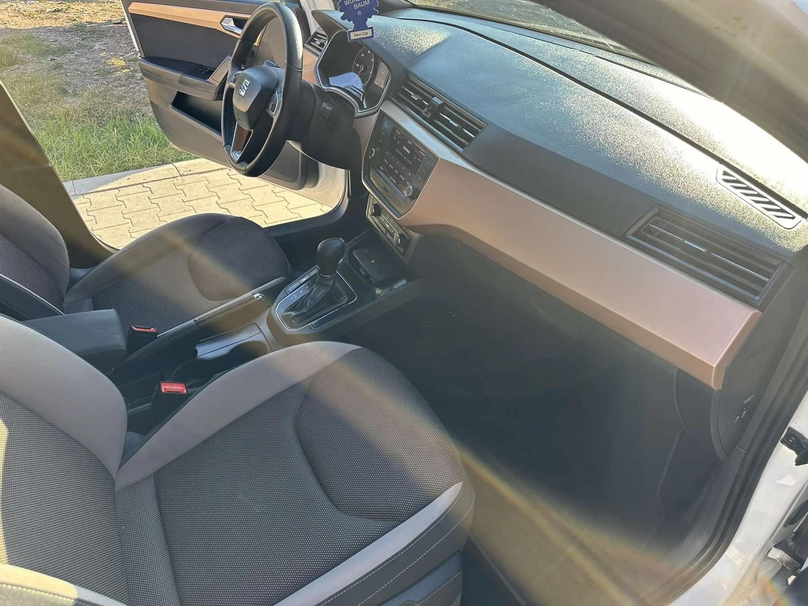 Seat Ibiza 1.6 tdi Xcellerence Автомат Дисктроник , Камера - изображение 8