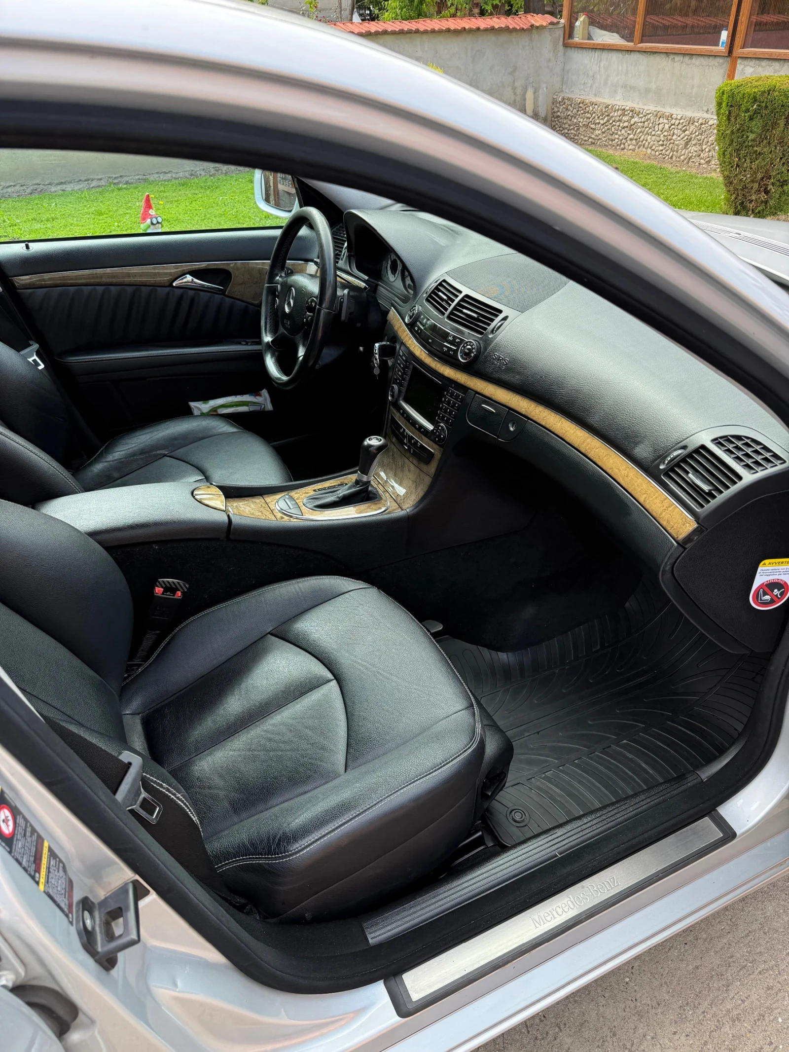 Mercedes-Benz E 320  - изображение 6