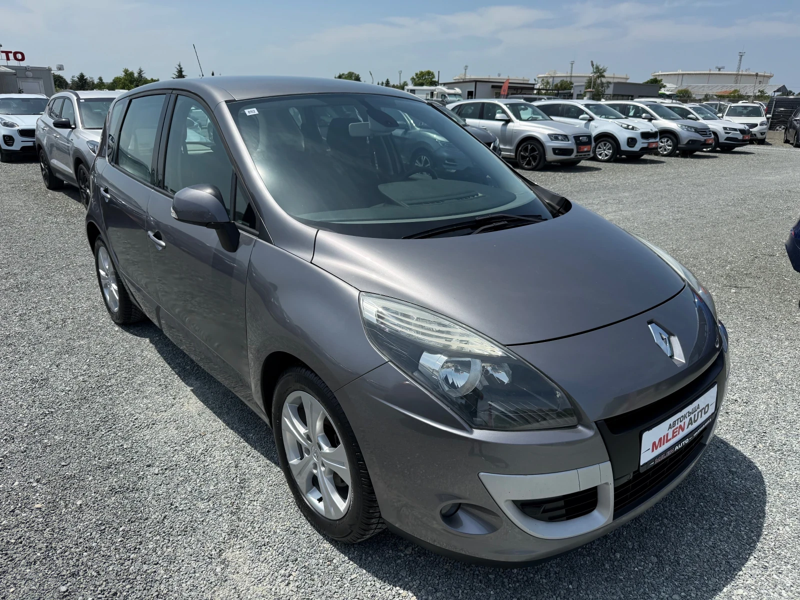 Renault Scenic (KATO НОВА) - изображение 3