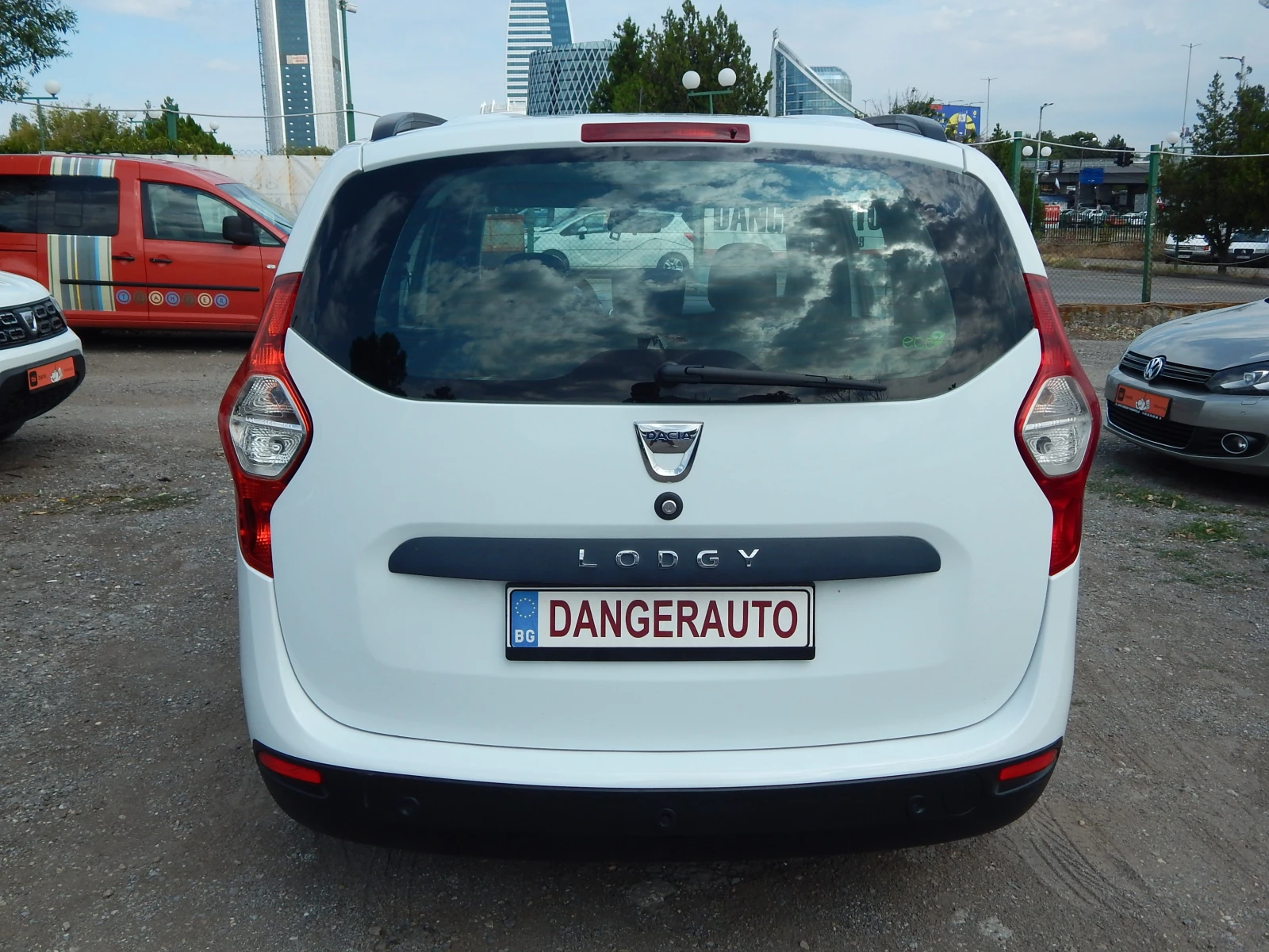 Dacia Lodgy 1.5DCI* ПЕРФЕКТНА*  - изображение 5