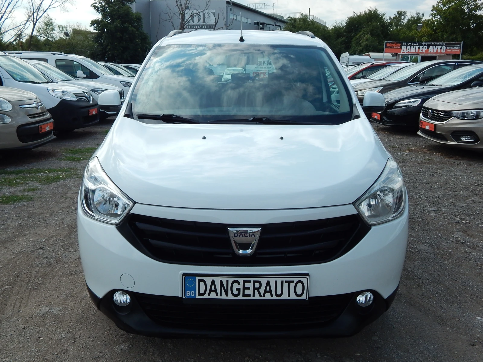 Dacia Lodgy 1.5DCI* ПЕРФЕКТНА*  - изображение 2