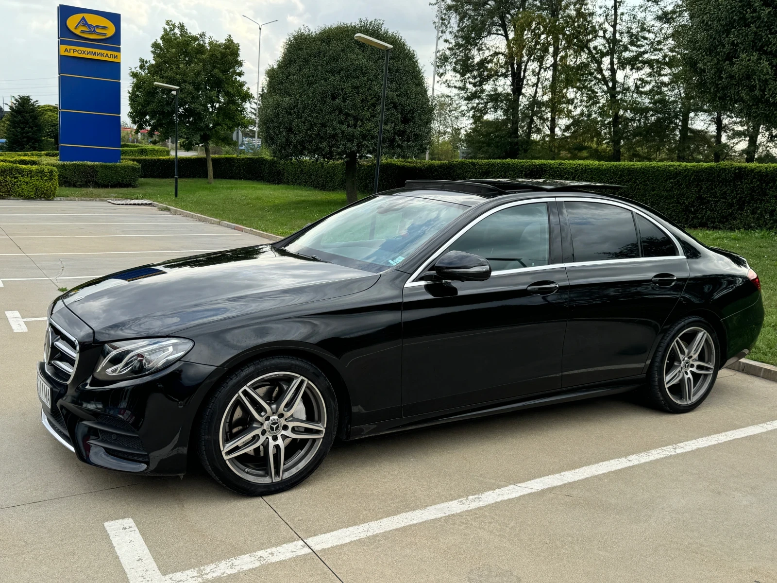 Mercedes-Benz E 220  - изображение 5