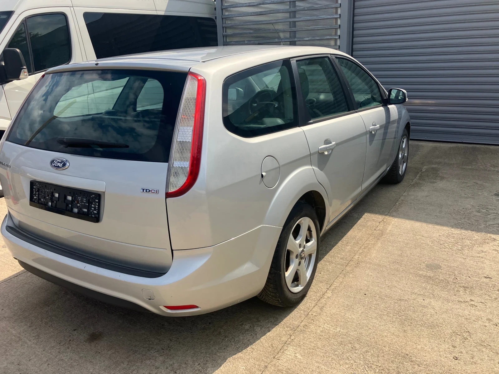 Ford Focus 1.6 TDCI, снимка 5 - Автомобили и джипове - 52881707