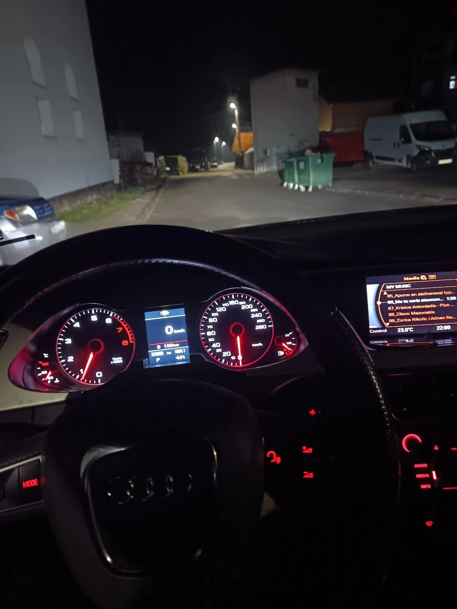 Audi A4 | Mobile.bg � ����������� 13