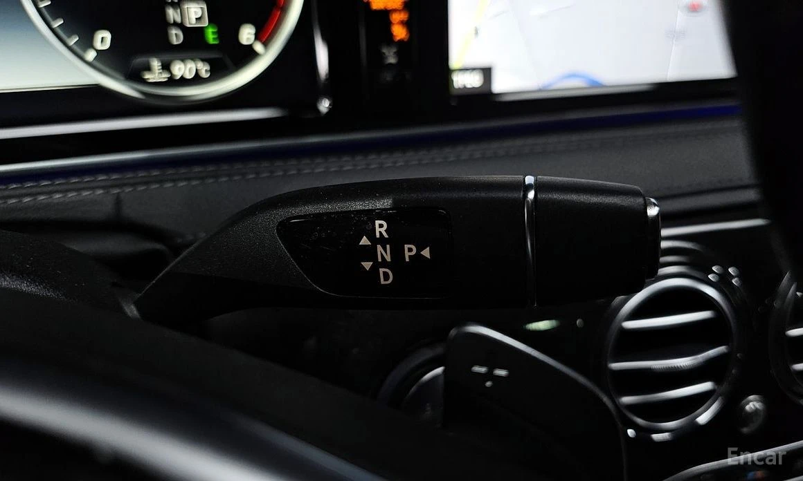 Mercedes-Benz S 350  - изображение 9