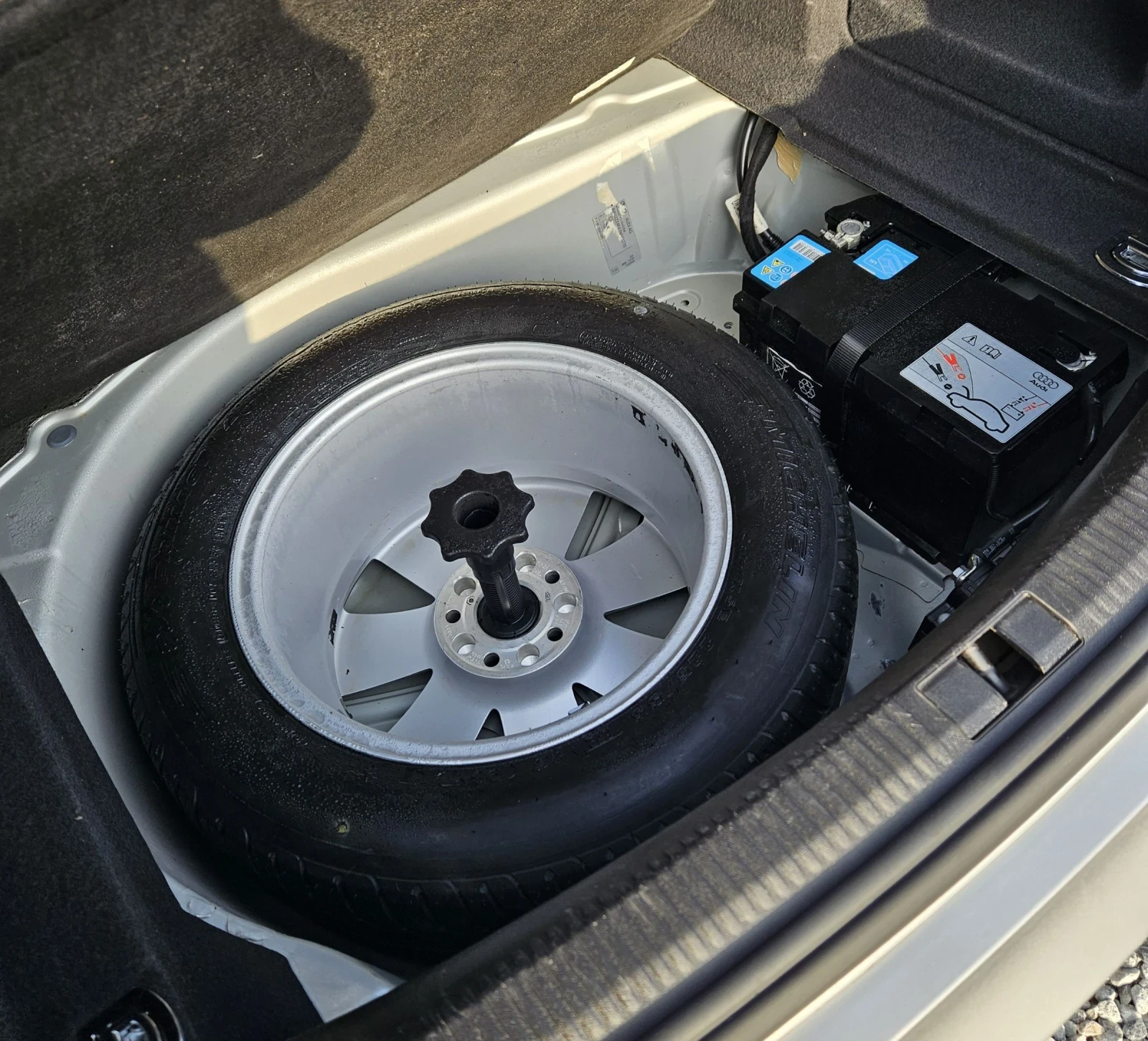 Audi A6 2.0tdi Седан Евро4, снимка 17 - Автомобили и джипове - 53712113