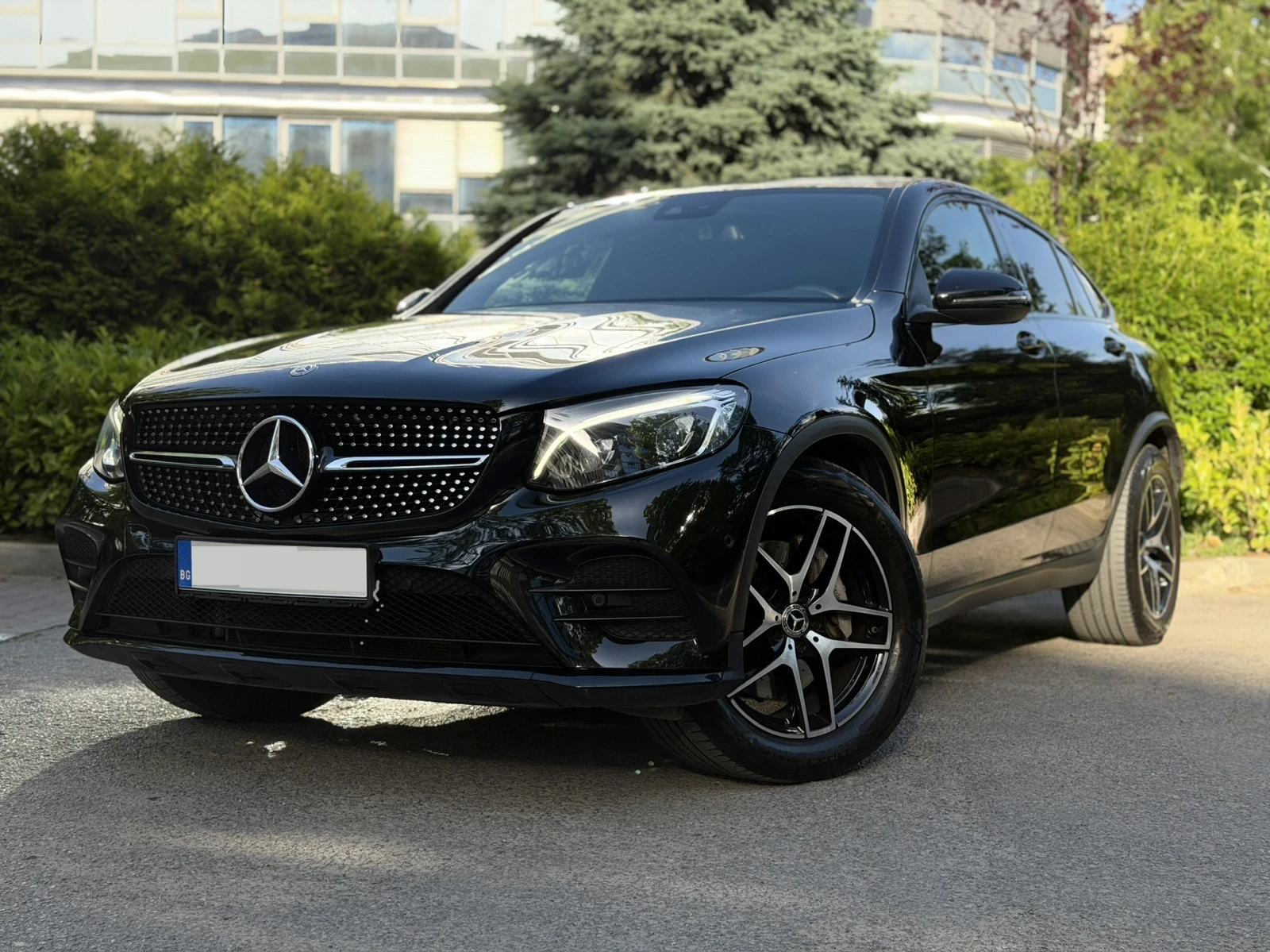 Mercedes-Benz GLC 250 COUPE БЕЗ АНАЛОГ В БГ= AMG PACK= НЕРАЗЛИЧИМ ОТ НОВ