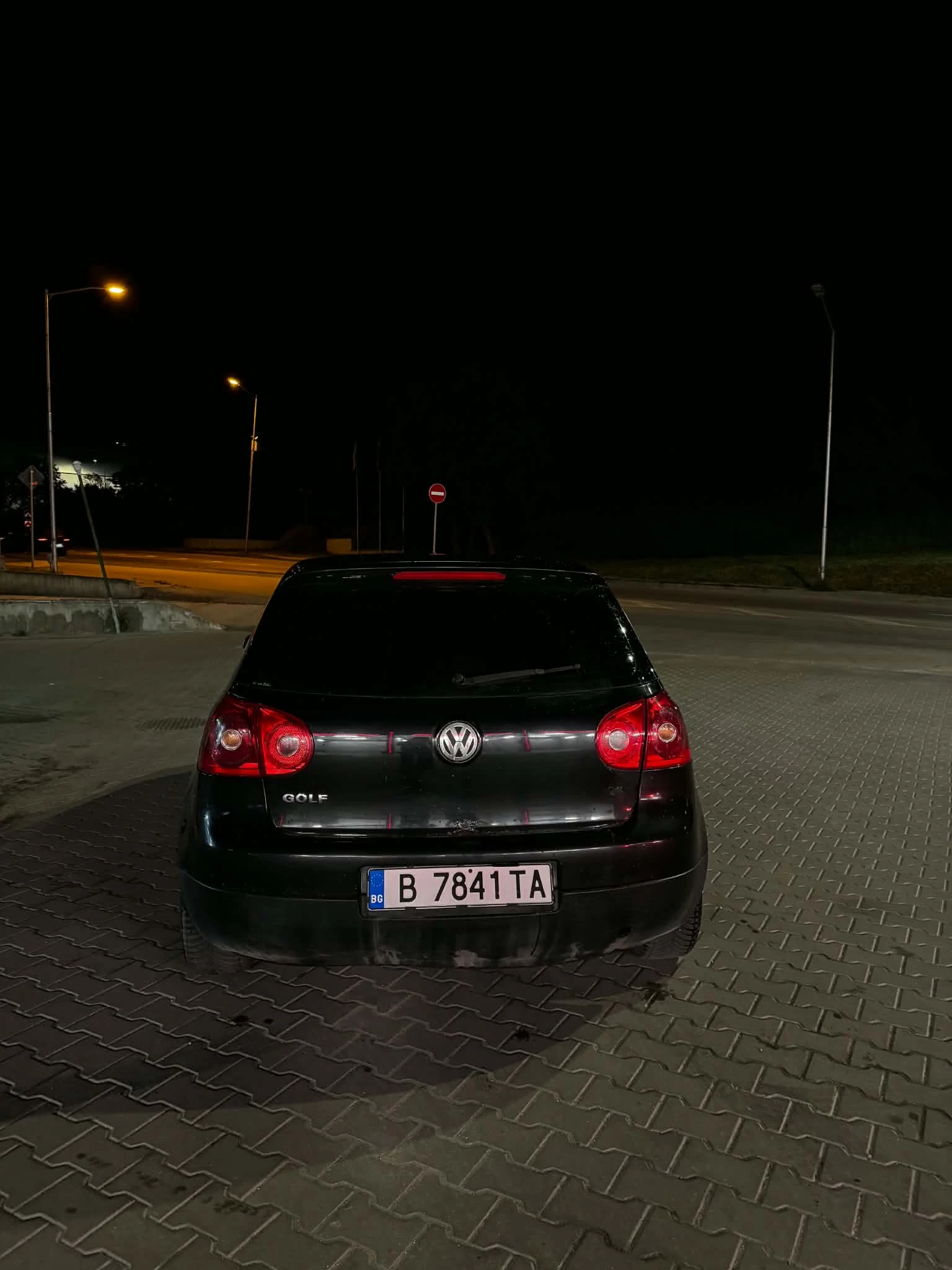 VW Golf 1.6