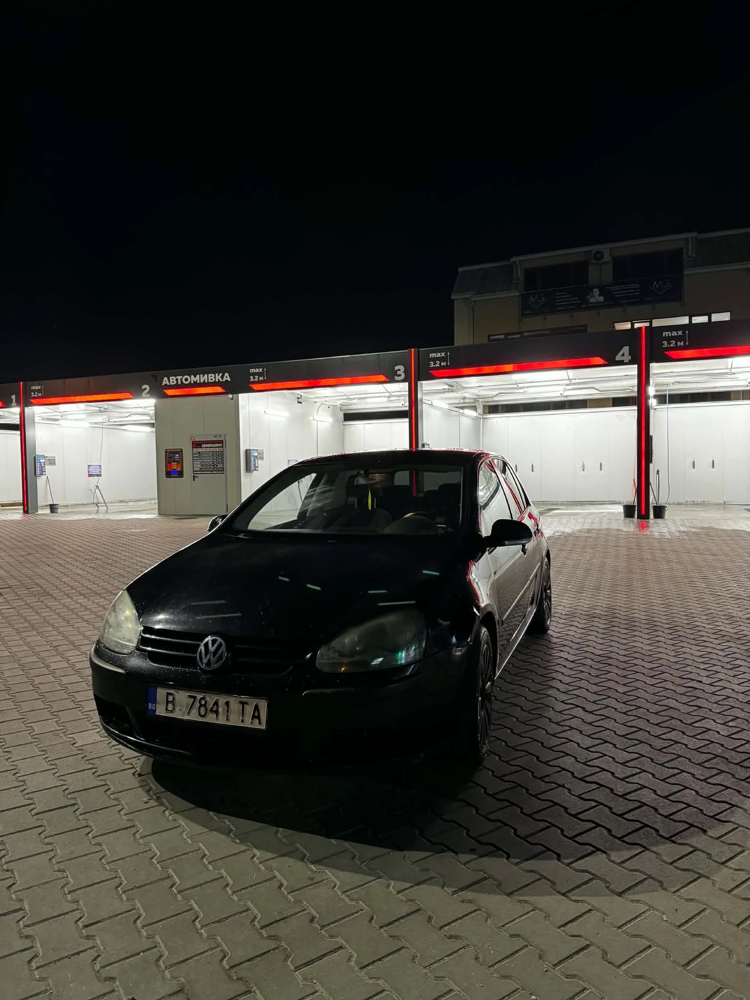 VW Golf 1.6, снимка 7 - Автомобили и джипове - 54714292