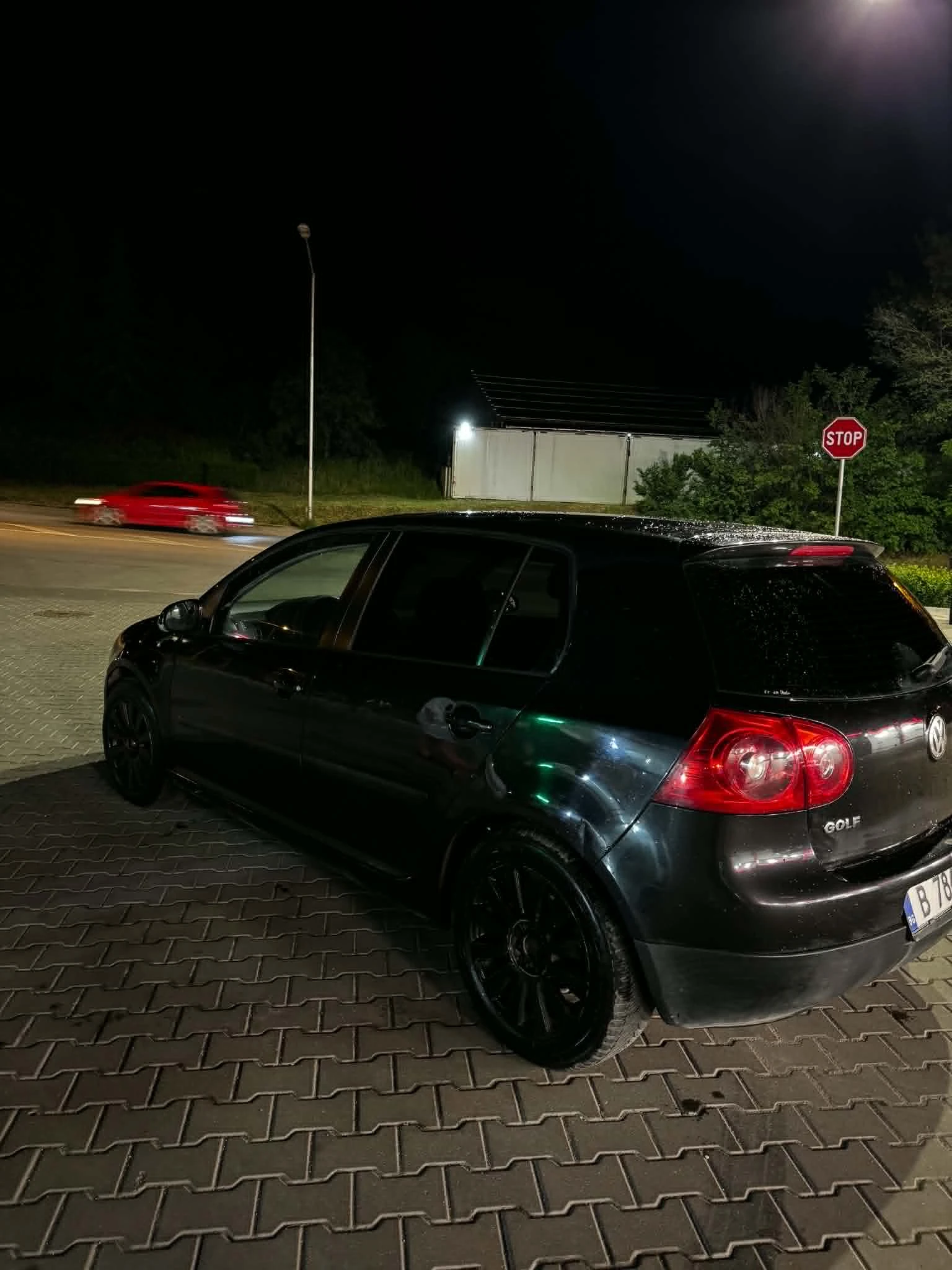 VW Golf 1.6, снимка 3 - Автомобили и джипове - 54714292
