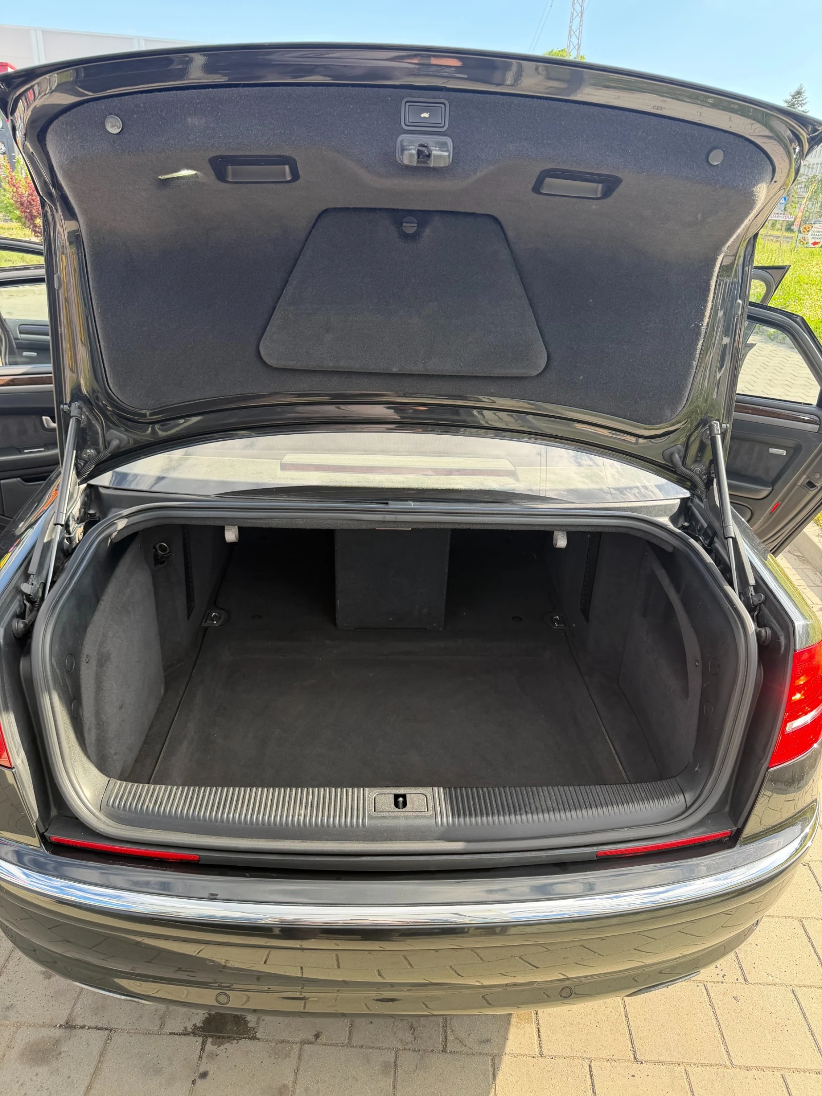 Audi A8 Long W12, снимка 7 - Автомобили и джипове - 54714499
