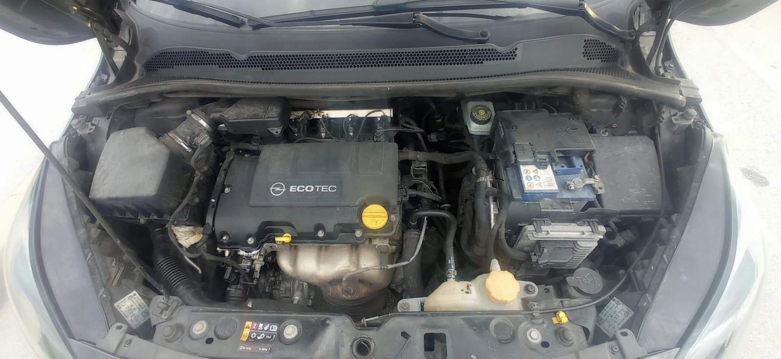 Opel Corsa Е.1.4/90кс Без Турбо* , снимка 16 - Автомобили и джипове - 54721817