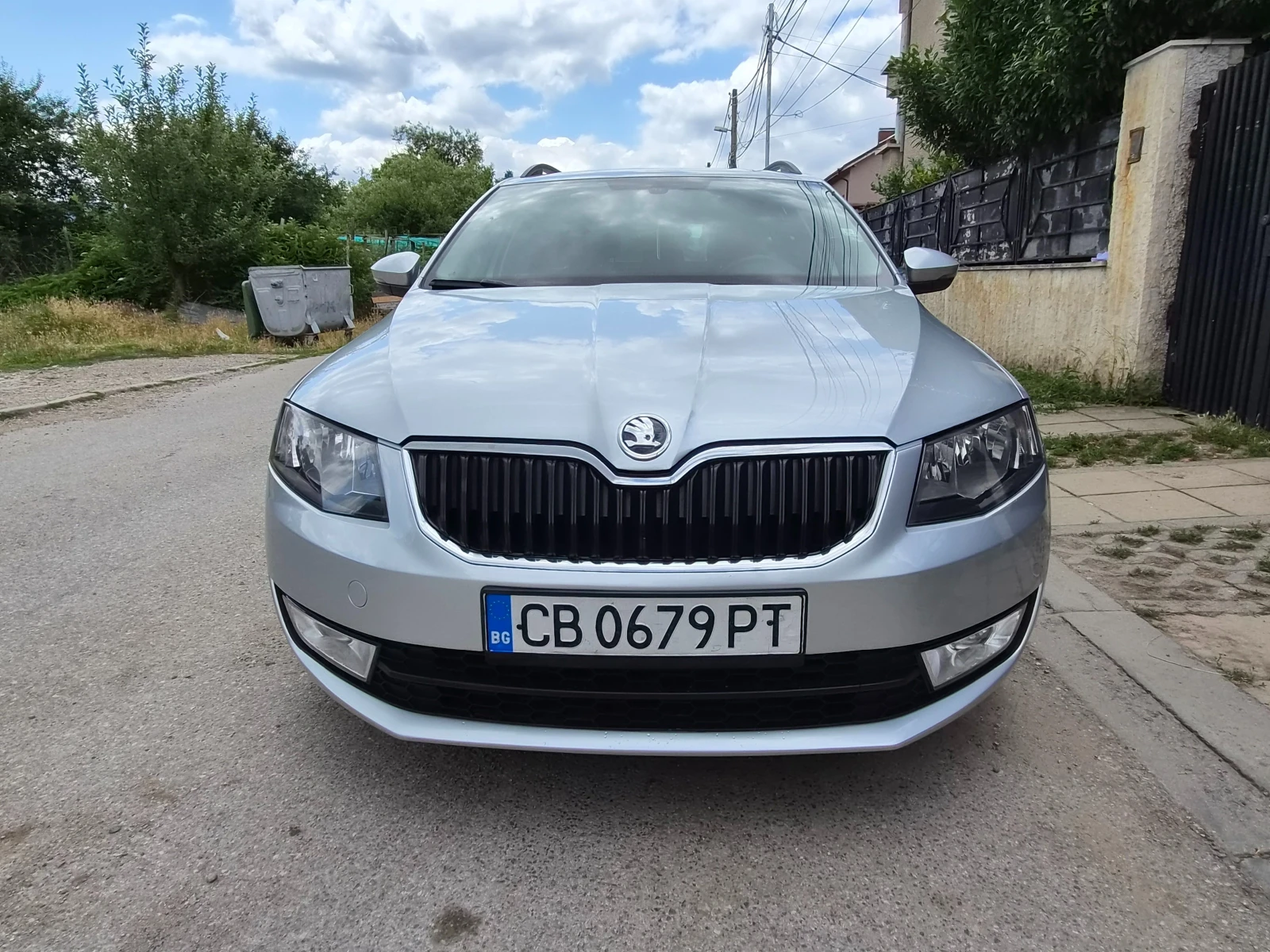 Skoda Octavia 2014g avtomat, снимка 3 - Автомобили и джипове - 55176699