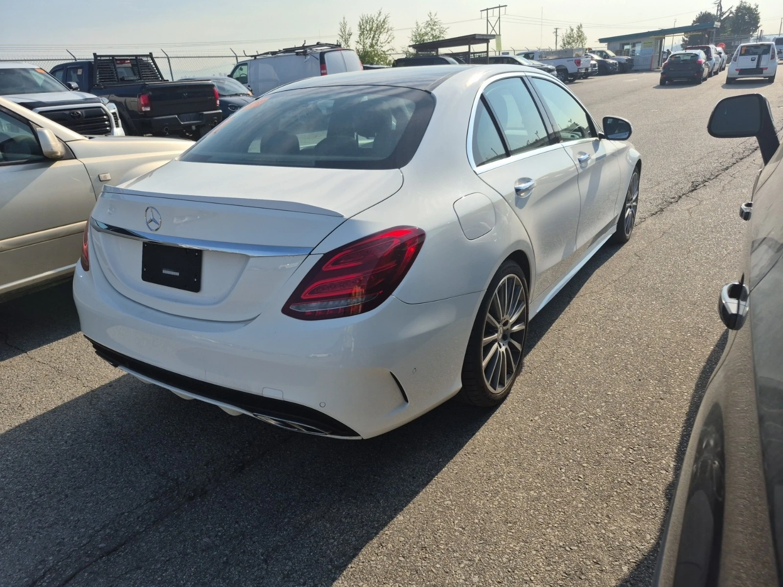 Mercedes-Benz C 400 AMG * DISTRONIC * BURMSTER * CARFAX *  | Mobile.bg � ����������� 3
