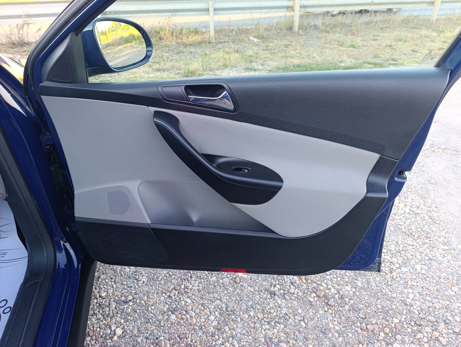 VW Passat 2.0-TDi 8 клапана, АВТОМАТИК, NAVY, ПОДГРЕВ, снимка 15 - Автомобили и джипове - 55535804