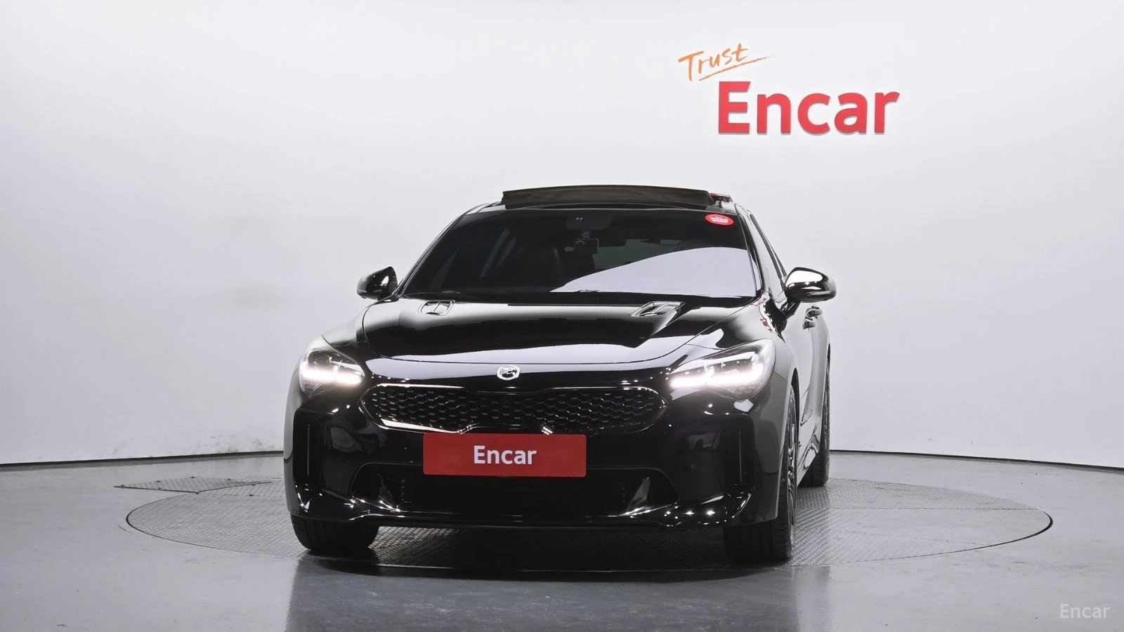 Kia Stinger 3.3Т GT* ОБДУХ* AWD* 360* HUD* PANO* АВТОКРЕДИТ, снимка 3 - Автомобили и джипове - 55619239