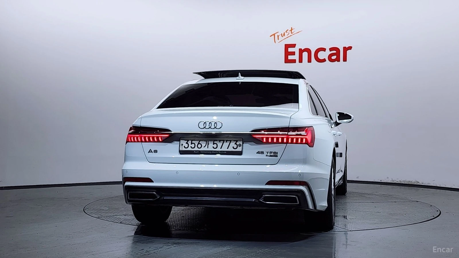 Audi A6 QUATTRO* 45TFSI* PREMIUM* DISTRONIC* ОБДУХ* 360* , снимка 4 - Автомобили и джипове - 55641789