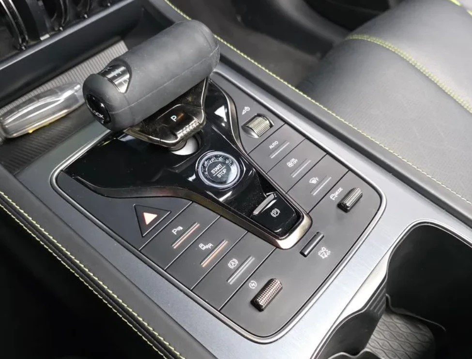 BYD Atto3 Plus, снимка 9 - Автомобили и джипове - 56373455