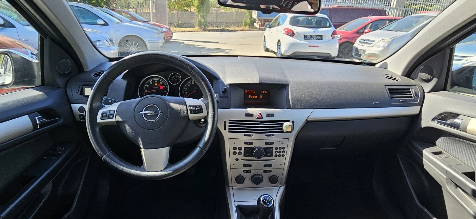 Opel Astra 1.6, снимка 9 - Автомобили и джипове - 56394338