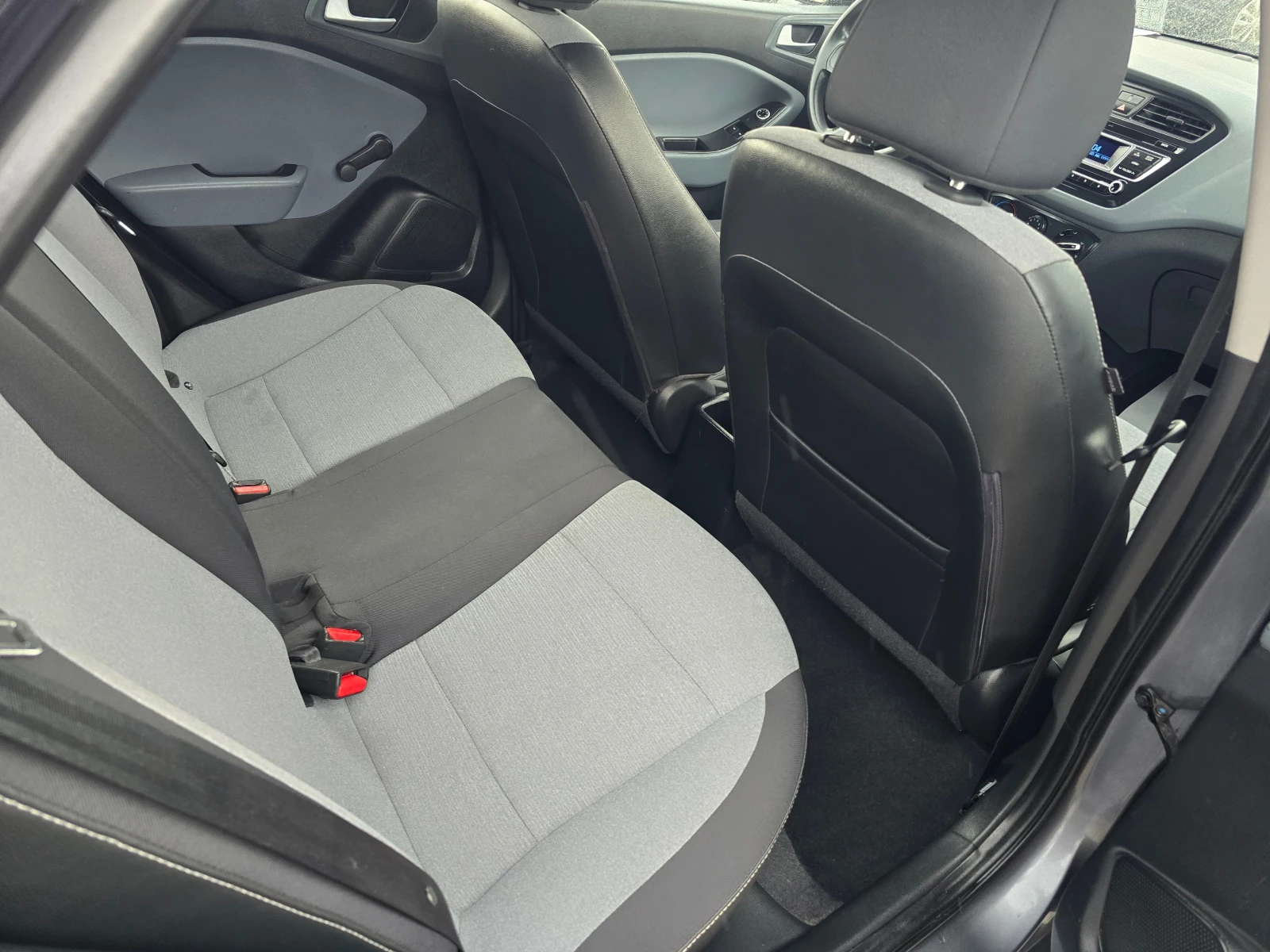 Hyundai I20 1.2i-85k.c-EURO-6 | Mobile.bg � ����������� 10