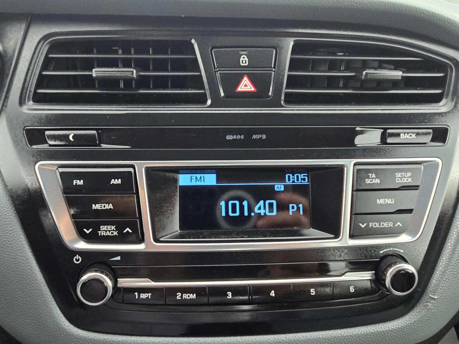 Hyundai I20 1.2i-85k.c-EURO-6 | Mobile.bg � ����������� 15