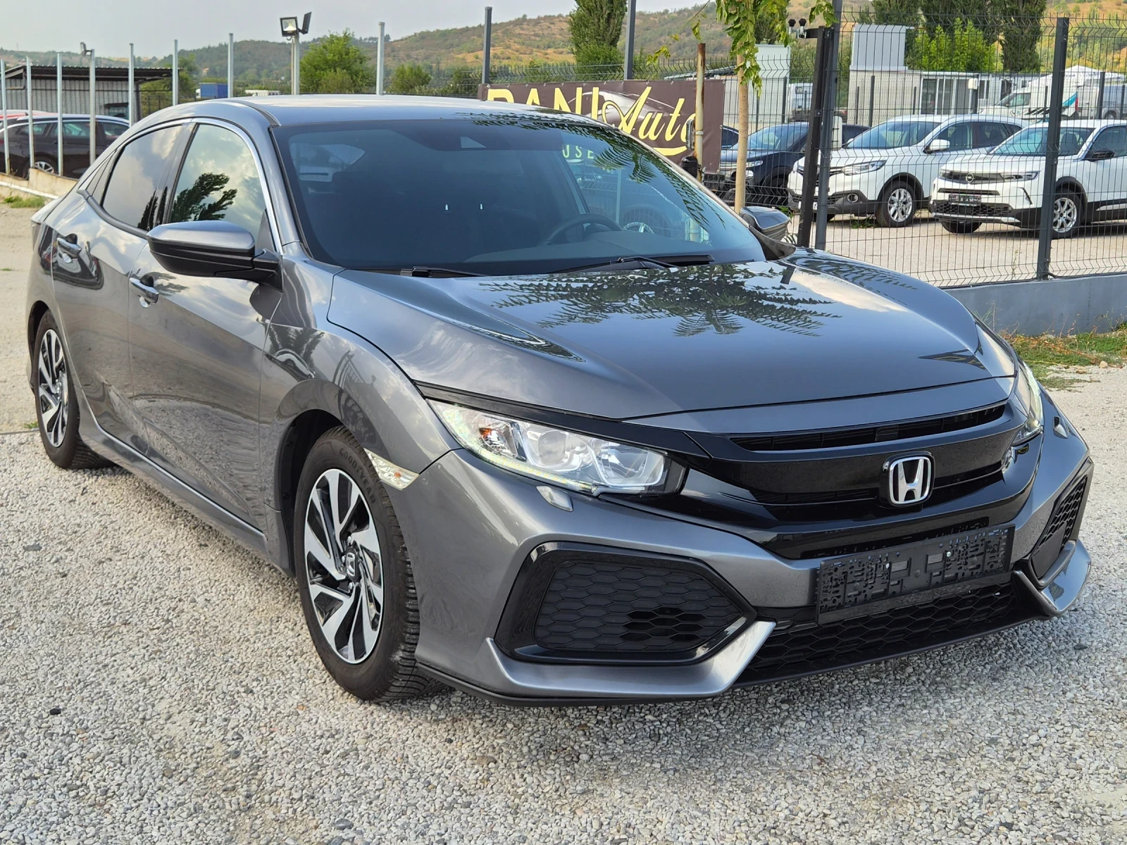 Honda Civic 1.0I AVTOMAT EURO 6, снимка 2 - Автомобили и джипове - 56695607