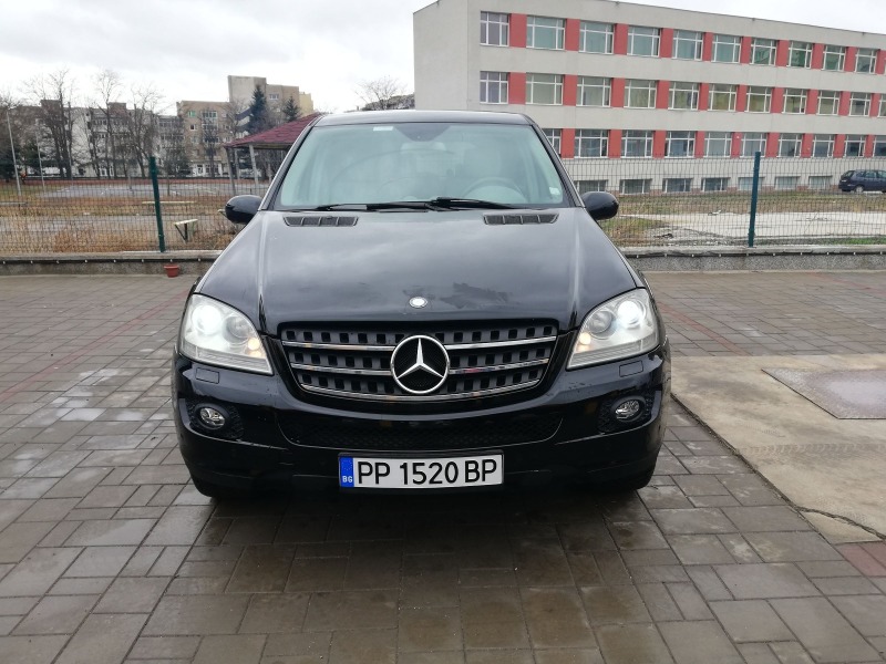 Mercedes-Benz ML 320, снимка 1 - Автомобили и джипове - 46200736