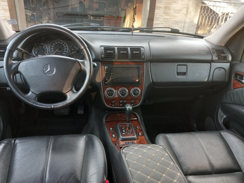 Mercedes-Benz ML 270, снимка 13 - Автомобили и джипове - 45163844