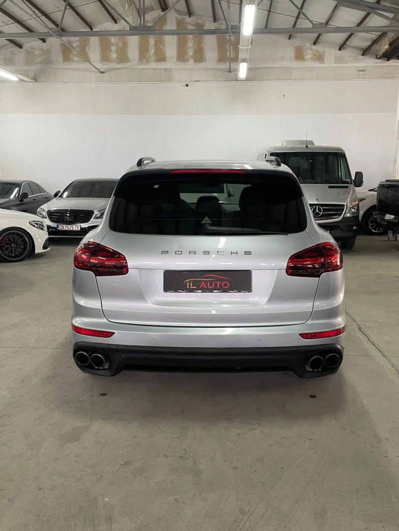 Porsche Cayenne Face/4.2Tdi/Дистр/Панор/Обдух/Вакум/Теглич/ФУЛЛ!!!, снимка 4 - Автомобили и джипове - 49350465