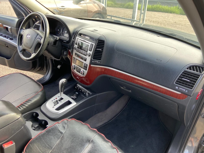 Hyundai Santa fe 2.7 ГАЗ ГЪРЦИЯ, снимка 16 - Автомобили и джипове - 51609636