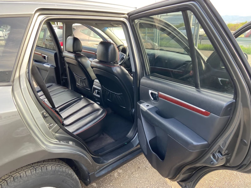 Hyundai Santa fe 2.7 ГАЗ ГЪРЦИЯ, снимка 13 - Автомобили и джипове - 51609636