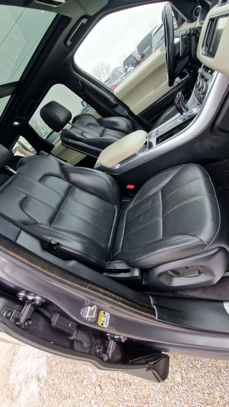 Land Rover Range Rover Sport 3.0D/CARBON/SPORT/PANORAMA/DISTRONIK/PODGREV/FULL, снимка 13 - Автомобили и джипове - 53329544