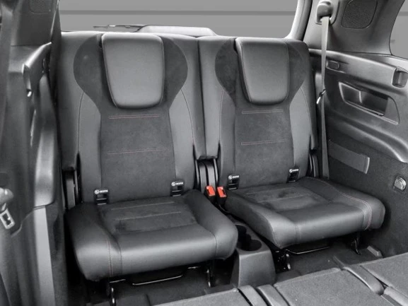 Mercedes-Benz GLB 220d 4Matic = AMG Line = 7 Seats Гаранция - изображение 9