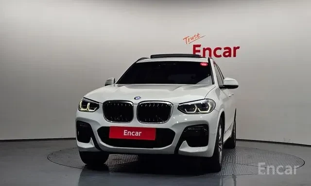 BMW X3 20D * M ПАКЕТ * ПАНОРАМА * HEAD UP * , снимка 2 - Автомобили и джипове - 55655039