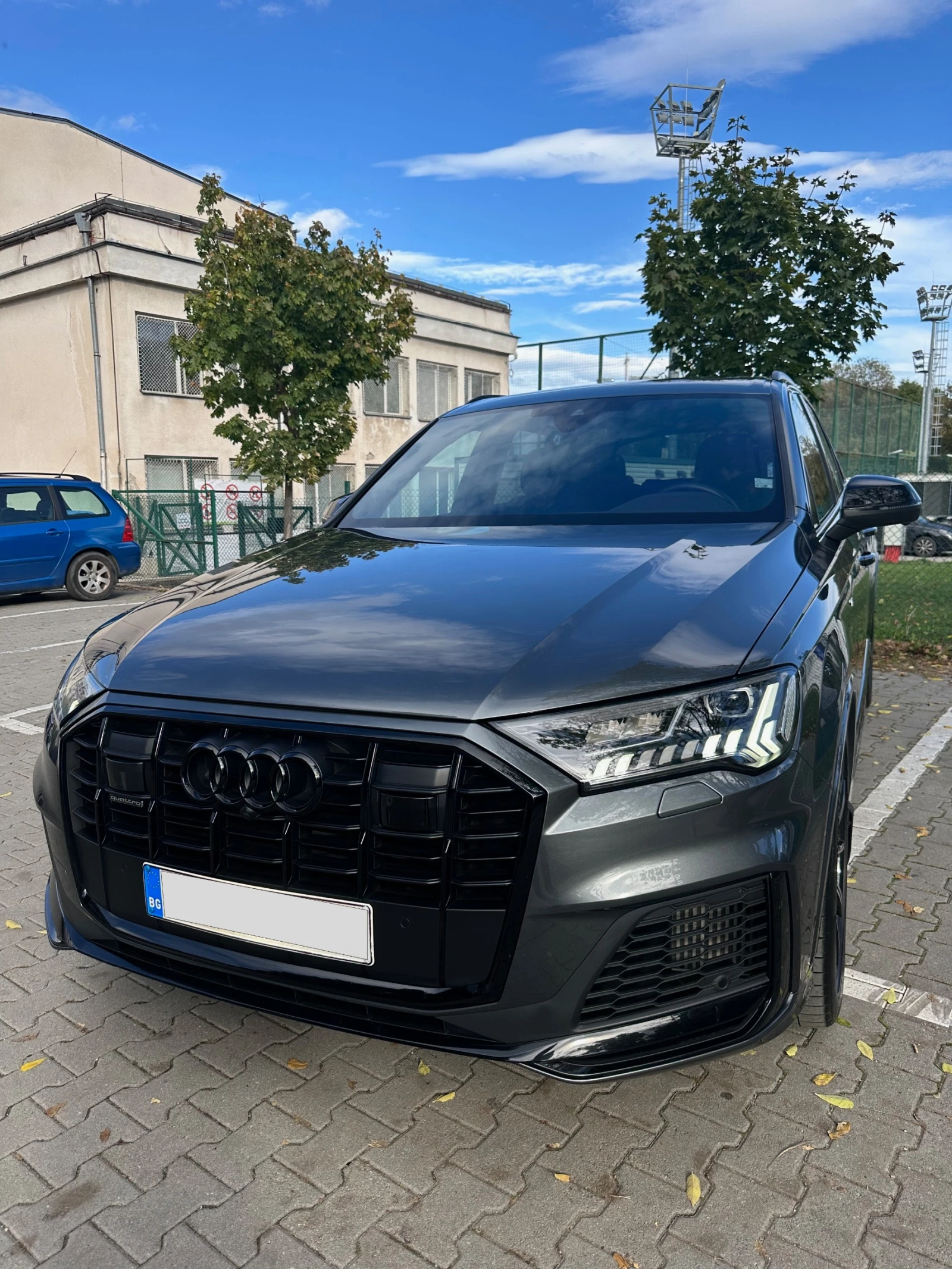 Audi Q7 S-line Competition Plus - изображение 4