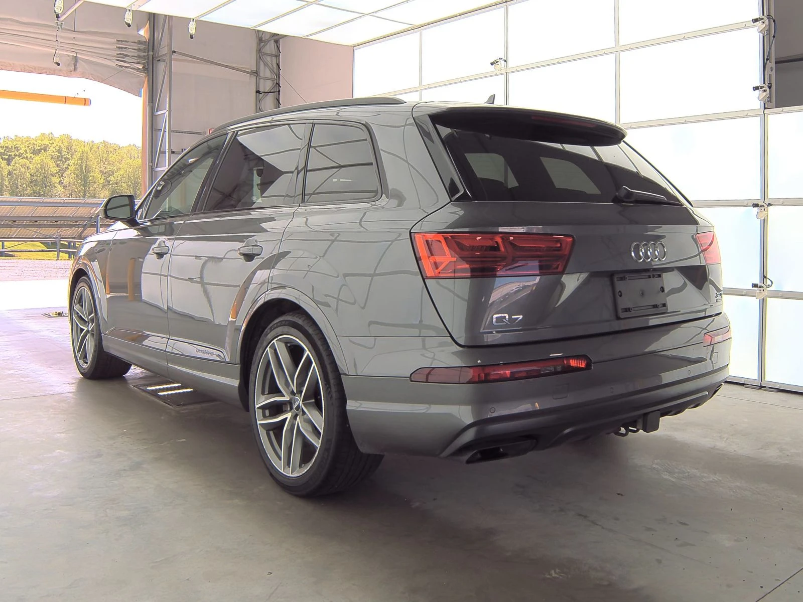 Audi Q7 PRESTIGE Въздух* Matrix* BOSE* Обдух* Head-Up* 360 - изображение 6