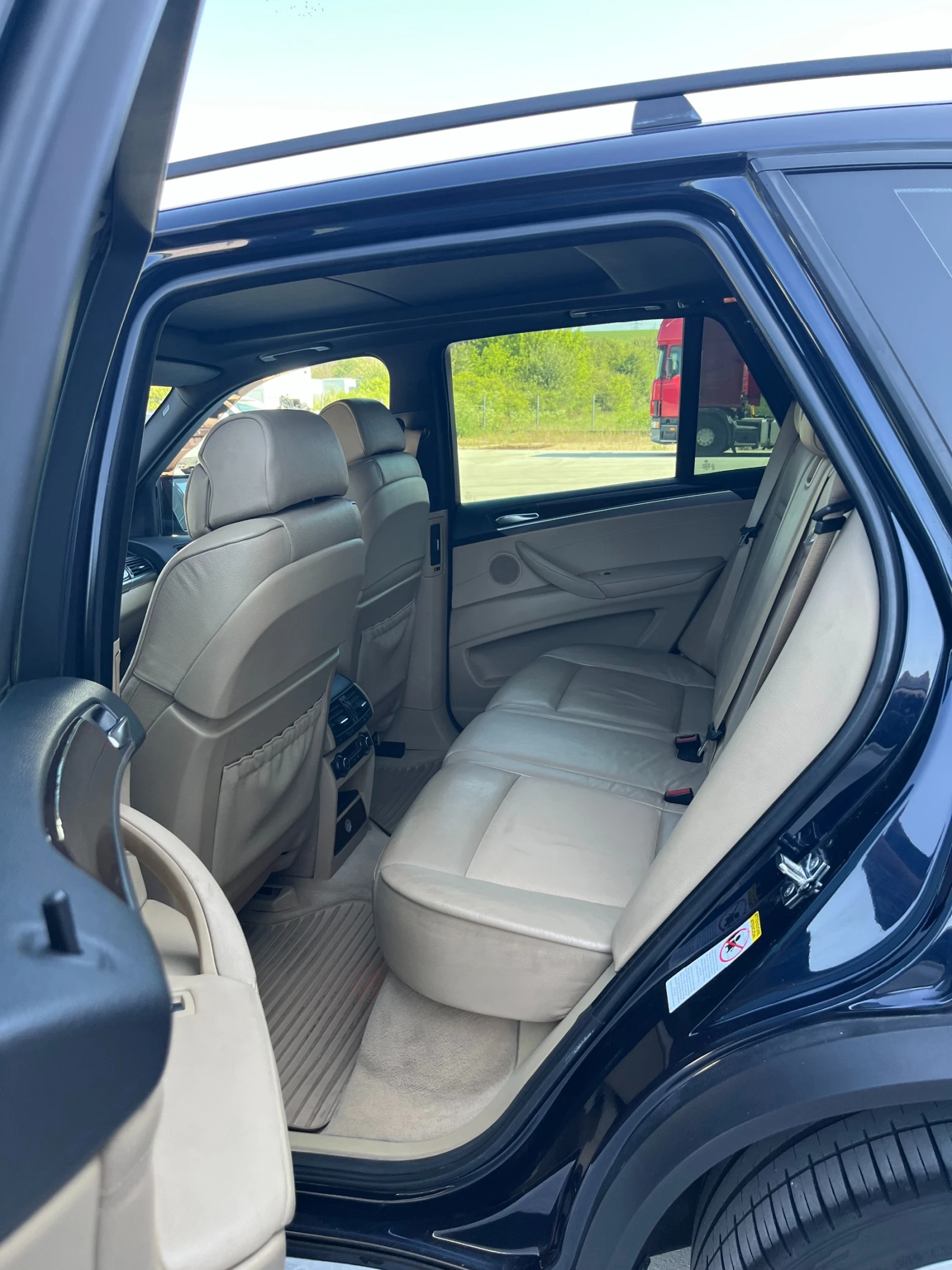 BMW X5  - изображение 8