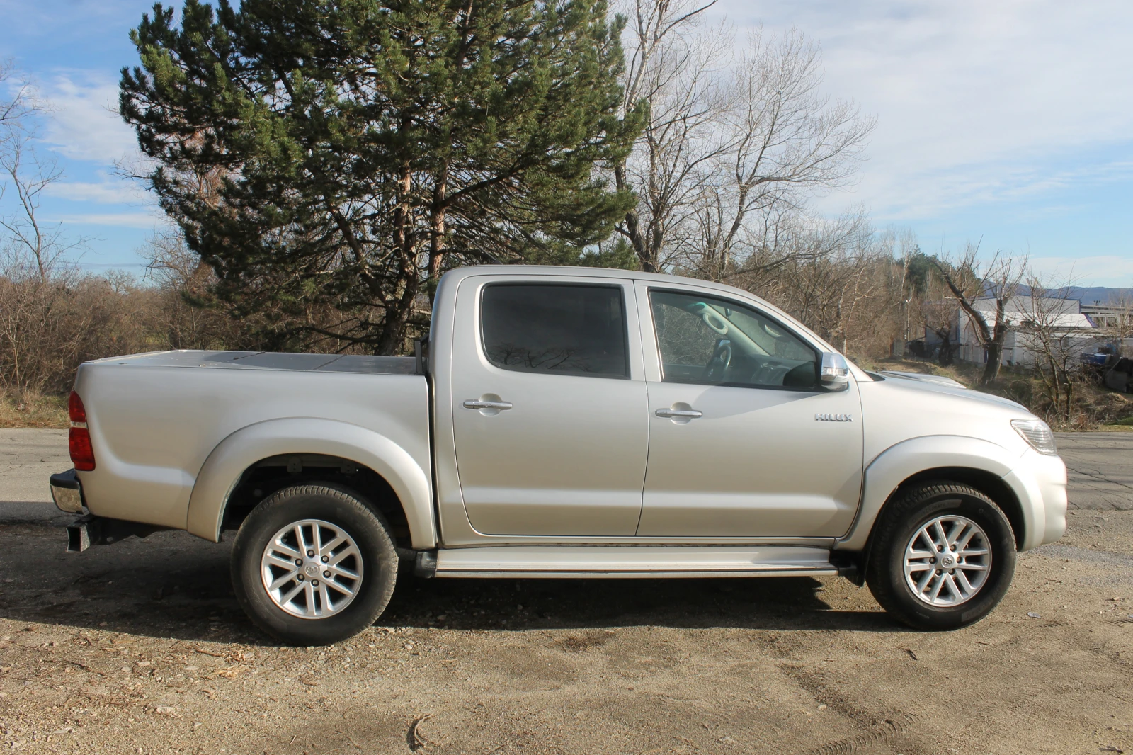Toyota Hilux 186000км., НОВ ВНОС, ИТАЛИЯ, евро 5В - изображение 7